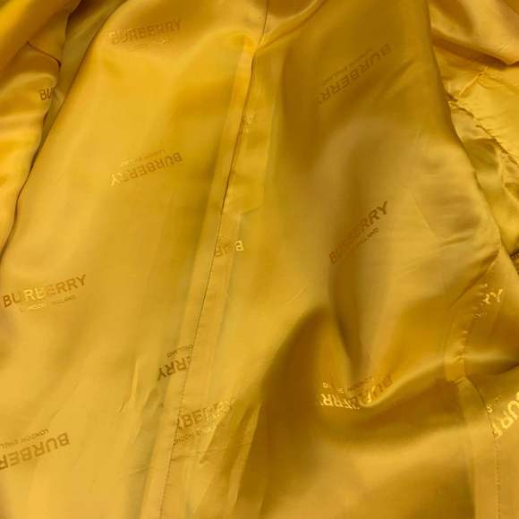 BURBERRY SS23 Yellow Wool Double Breasted Peak Lapel Single Snap Suit - Picture 8 of 15
